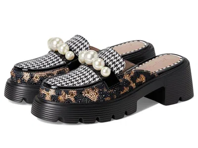 Blue By Betsey Johnson Haizel In Black