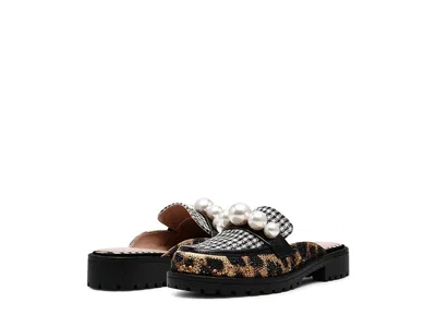 Blue By Betsey Johnson Norah In Black