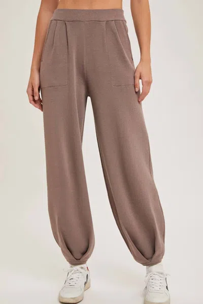 Bluivy Baggy Sweater Pant In Sandy Brown In Neutral