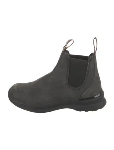 Pre-owned Blundstone Nubuck Chelsea Boots In Black