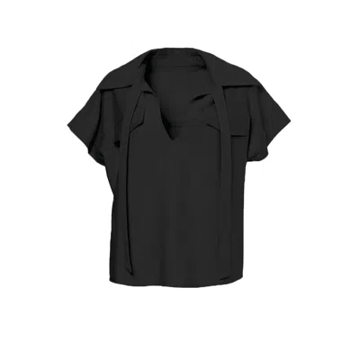 Bluzat Women's Black Shirt With Pockets