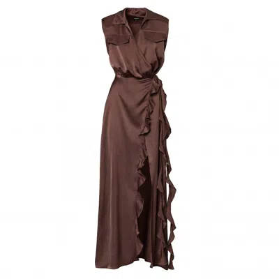 Bluzat Women's Brown Maxi Dress With Oversized Shoulders And Ruffled Slit
