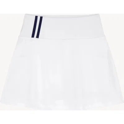 Boast 2 In White