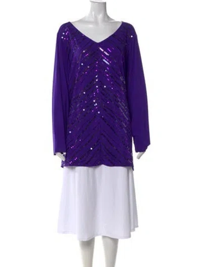Pre-owned Bob Mackie Printed V-neck Top In Purple