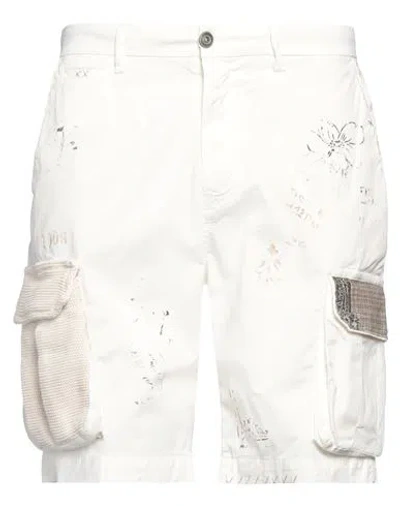 Bob Man Shorts & Bermuda Shorts Off White Size 36 Cotton, Elastane In Off White