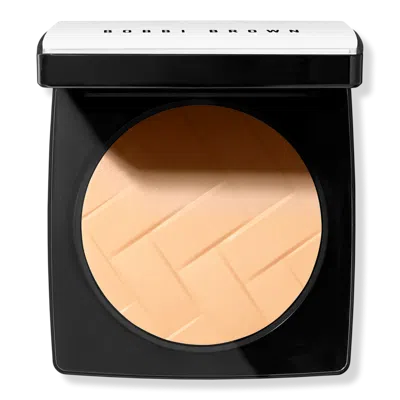 Bobbi Brown Vitamin Enriched Pressed Powder - Neutral