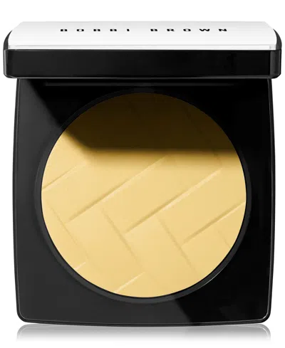 Bobbi Brown Vitamin Enriched Pressed Powder In Yellow