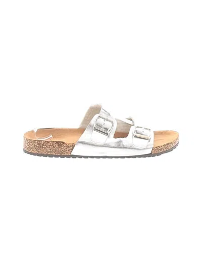 Pre-owned Bobbie Brooks Sandals In White