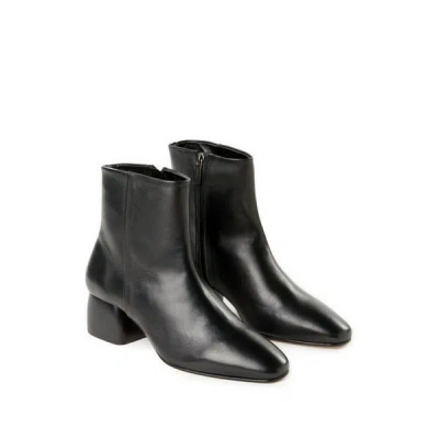 Bobbies Bottines Zippées En Cuir In Black