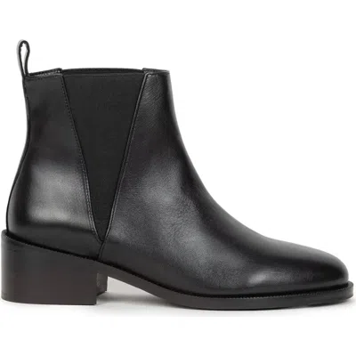 Bobbies Camden Flat Ankle Boots In Black