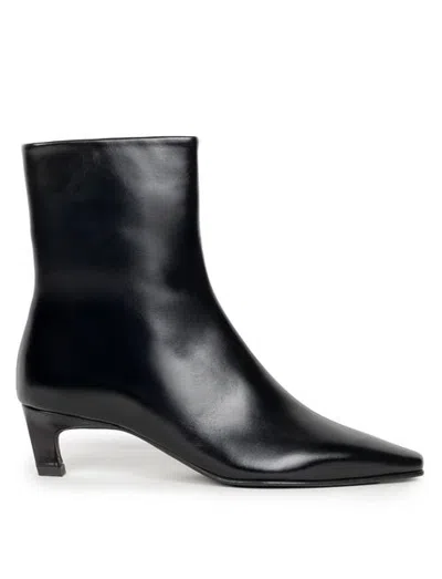 Bobbies Lauren Flat Ankle Boots In Multi