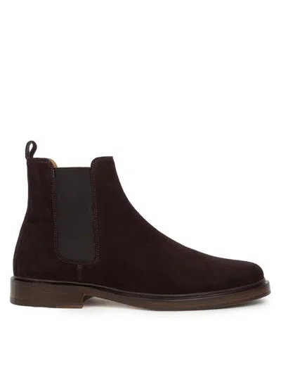 Bobbies Nolan Boots In Brown