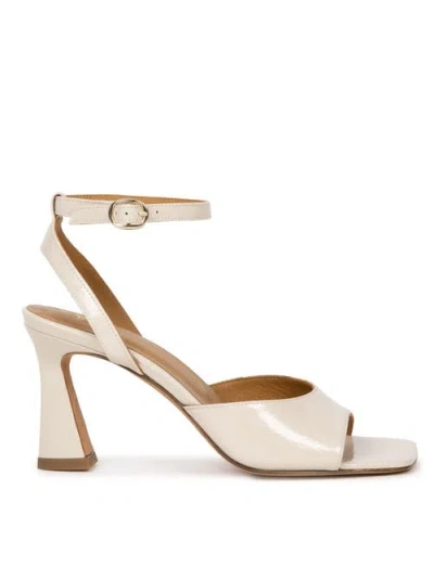 Bobbies Piper Heeled Sandals In White