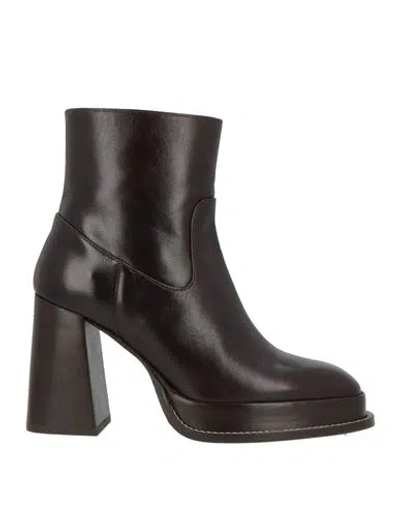 Bobbies Woman Ankle Boots Dark Brown Size 7 Leather
