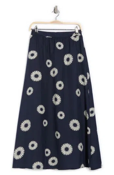 Bobeau A-line Maxi Skirt In Navy/antique White Daisy