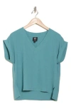 Bobeau Airflow V-neck Top In Mineral Blue