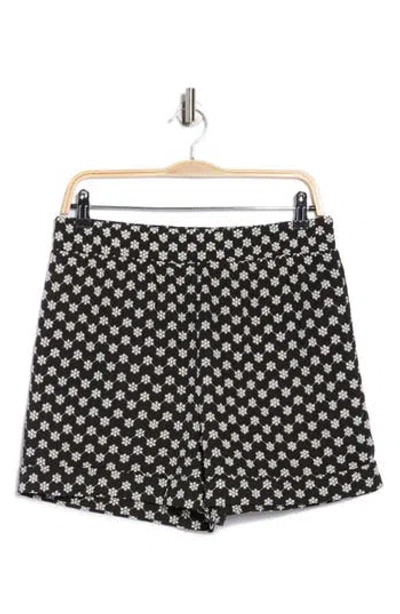 Bobeau Daisy Print Pull-on Shorts In Black