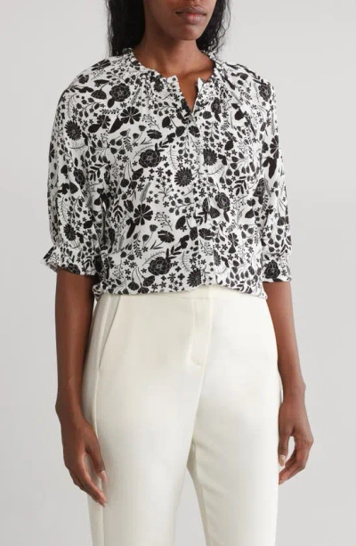 Bobeau Print Ruffle Blouse In Black