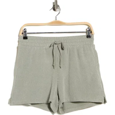Bobeau Rib Drawstring Shorts In Gray