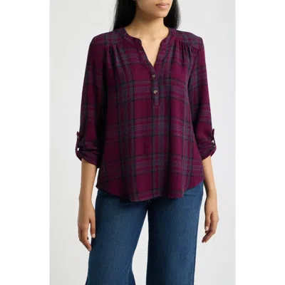 Bobeau Roll Sleeve Plaid Top In Brown