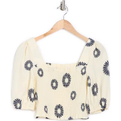 Bobeau Smocked Crop Top In Antq White/navy Daisy