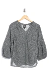 Bobeau Split Neck Balloon Sleeve Top In Black