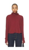 Bobi Boxy Crop-turtleneck In Red