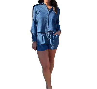 Bobi Cropped Button Front Top In Blue In Neutral