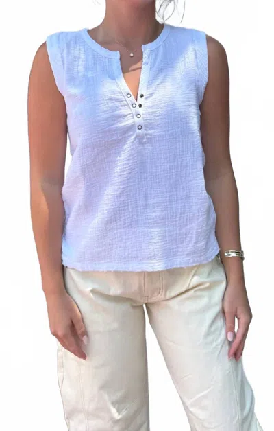 Bobi Henley Sleeveless Top In White In Blue