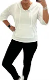 Bobi Hooded 3/4 Sleeve Pullover Top In White In Multi