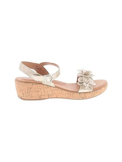 Pre-owned B.o.c. Wedges In Ivory