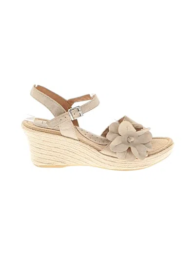 Pre-owned B.o.c. Wedges In Tan