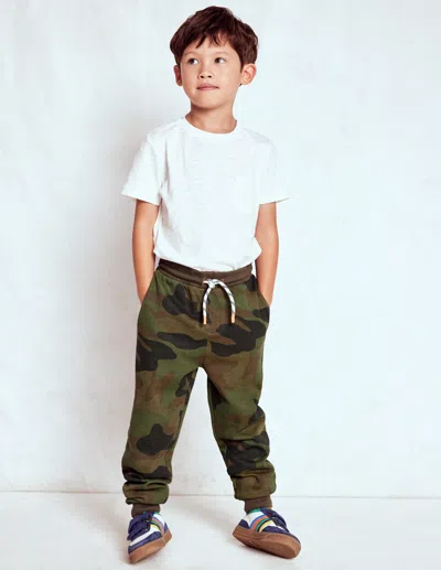 Boden Kids' Bequeme Jogginghose Mit Druck-tarnfarben In Multi