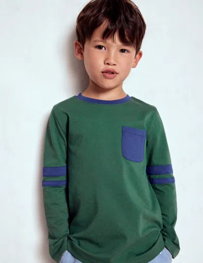 BODEN COLOUR BLOCK T SHIRT SMOKE PINE/ STARBOARD BLUE BOYS BODEN