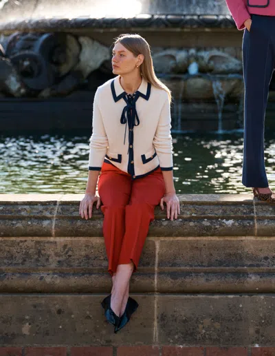 Boden Elizabeth Strickjacke Mit Schleife In Weiss | Grösse 30 In Neutral