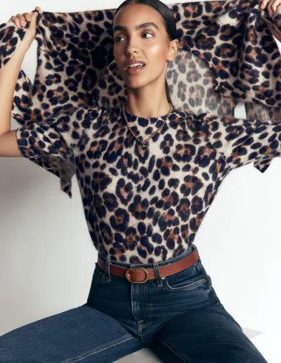 Boden Kat T-shirt Aus Gebürstetem Kaschmir In Camel | Grösse Xs In Natur