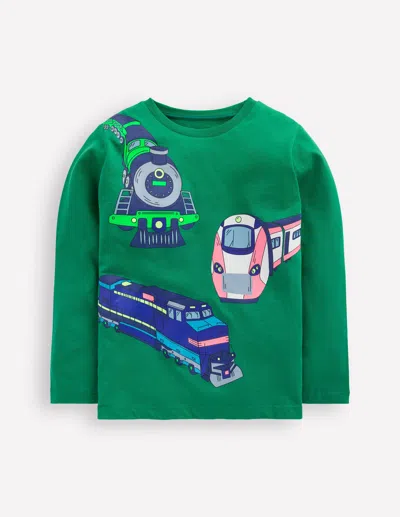 Boden Kids' Langarmshirt Mit Druck-kieferngrün Züge In Green