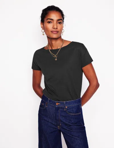 BODEN SUPERSOFT BOAT NECK T-SHIRT-BLACK FEMALE BODEN