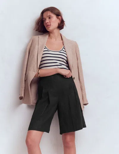 Boden Women's Highbury Pleated Linen Shorts In Black | Size 20/22