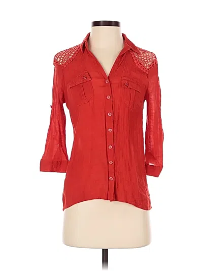 Pre-owned Body Central 3/4 Sleeve Button Down Shirt In Red