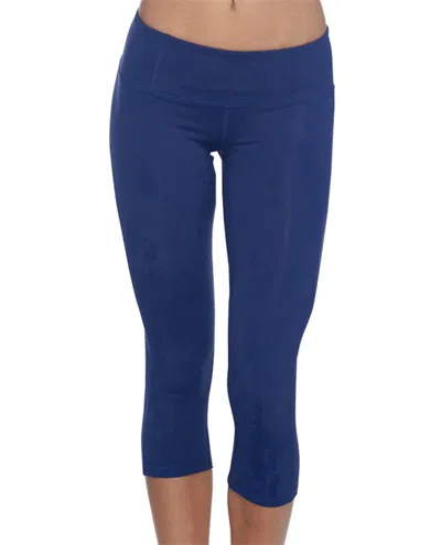 BODY GLOVE WORK IT CAPRI LEGGINGS IN MIDNIGHT