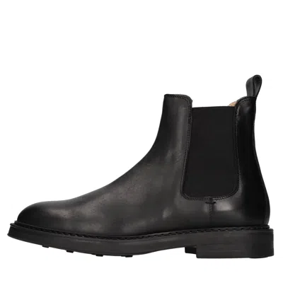 Boemos Boots In Black