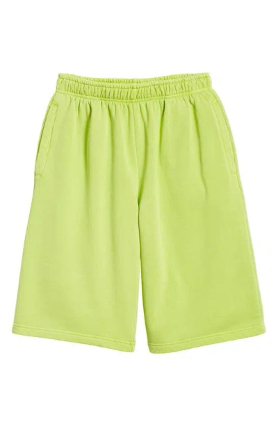 Boiler Room Fleece Shorts In Lime