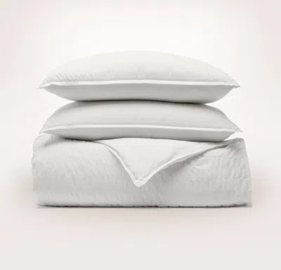 Boll & Branch Organic Relaxed Seersucker Duvet Set In White