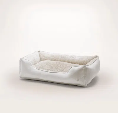 Boll & Branch Piped Edge Pet Bed In White