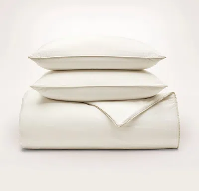 Boll & Branch Signature Comforter Set In White
