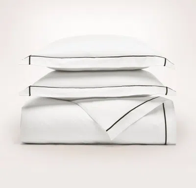 Boll & Branch Signature Embellished Duvet Set In White