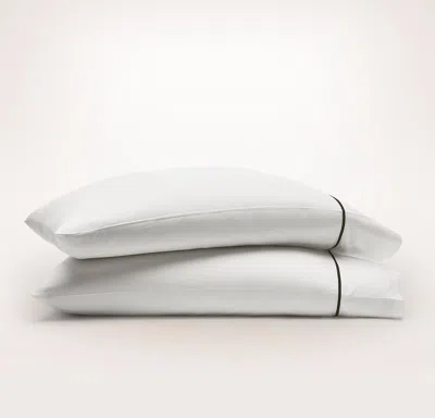 Boll & Branch Signature Embellished Pillowcase Set In White