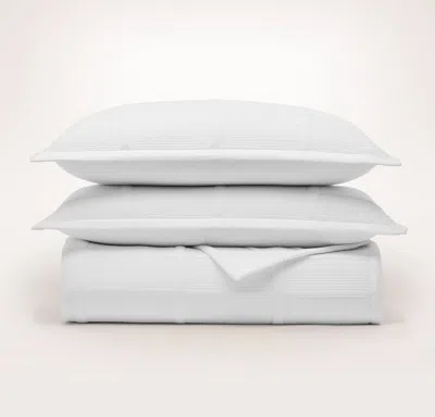 Boll & Branch Signature Modern Grid Quilt Bundle In White