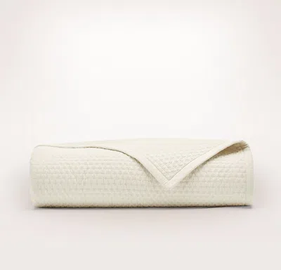 Boll & Branch Signature Textured Stitch Quilt In White